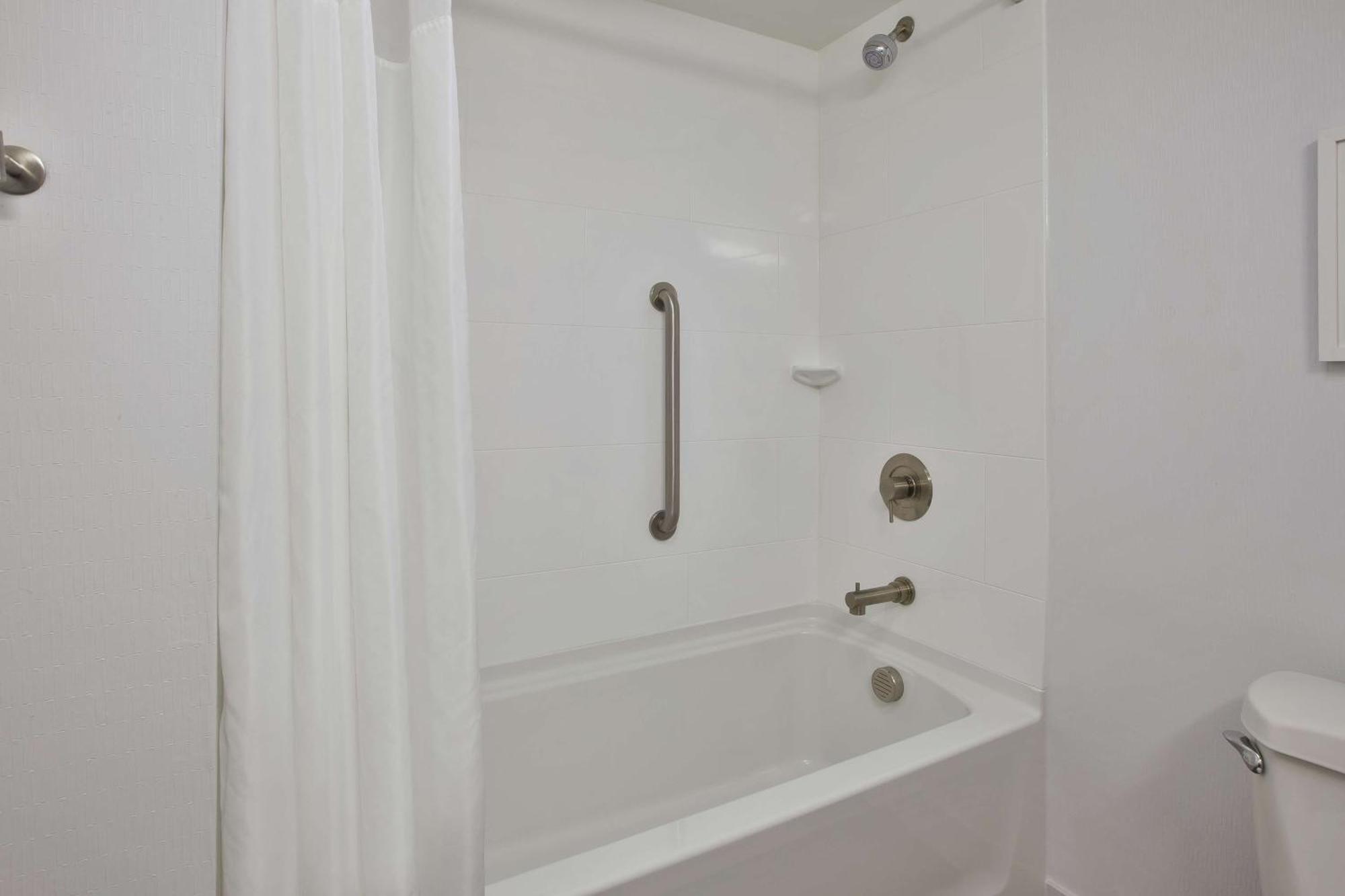 Hampton Inn White River Junction Extérieur photo