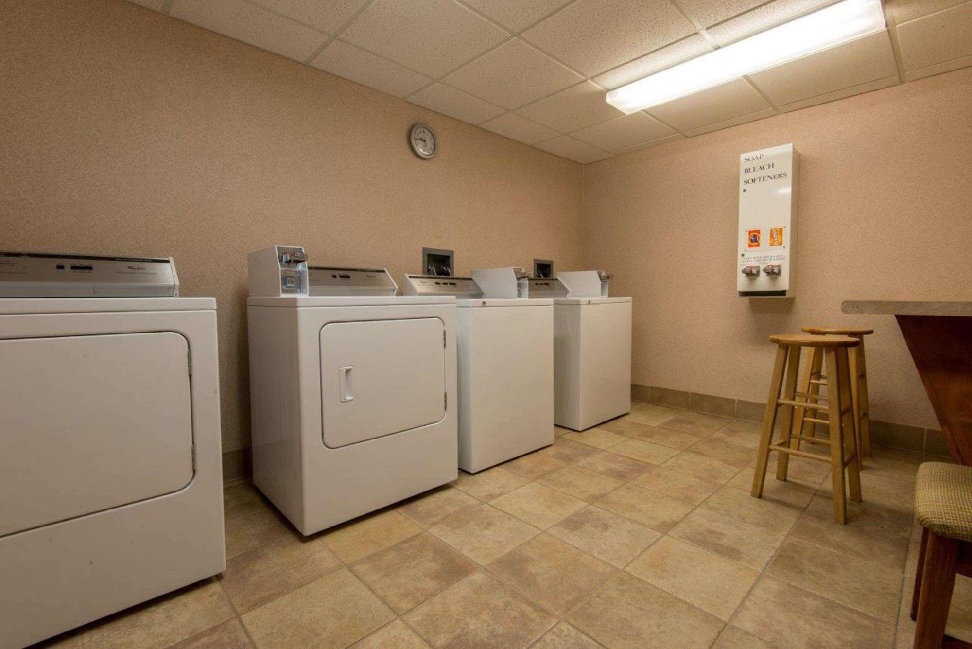 Hampton Inn White River Junction Extérieur photo